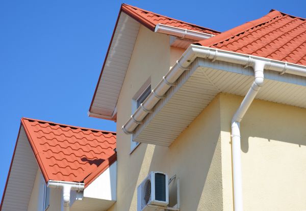 Fascia Cleaning in Bloomington