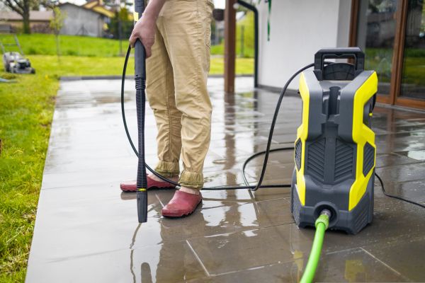Porch Pressure Washing in Bloomington