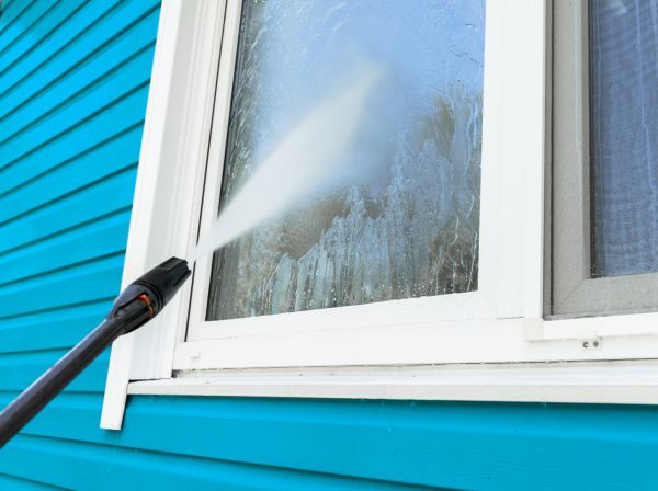 Residential Pressure Cleaning in Bloomington