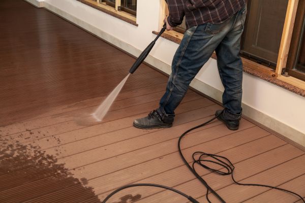 Veranda Cleaning in Bloomington